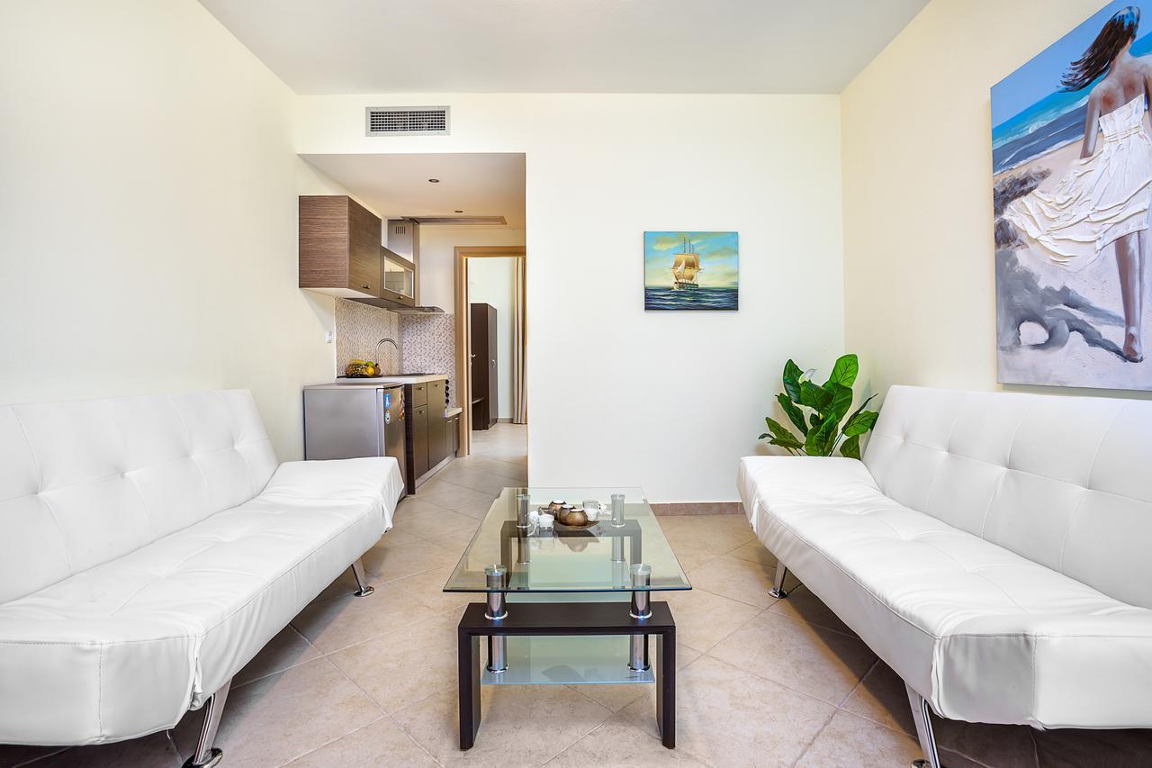 Belohorizonte Fine Accommodation Fourka Exterior foto